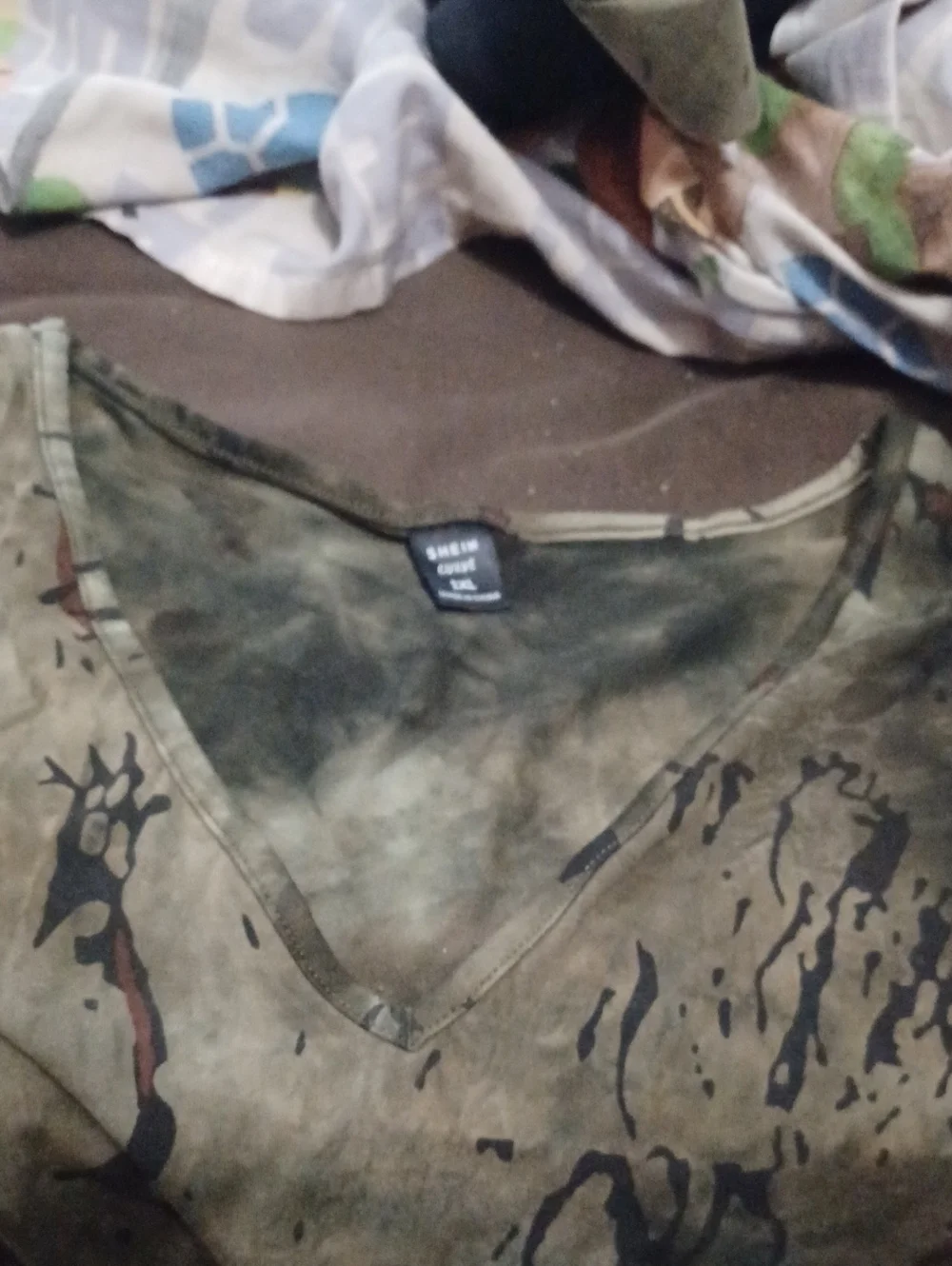 SHEIN Green Camo Two-Piece Crop Top & Wide Leg Pants Set - Size 1X